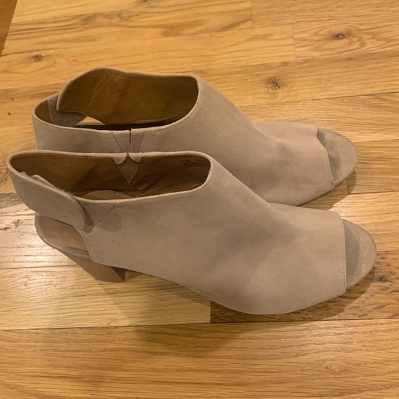 Abound Peep Toe Heels - Picture 2 of 4